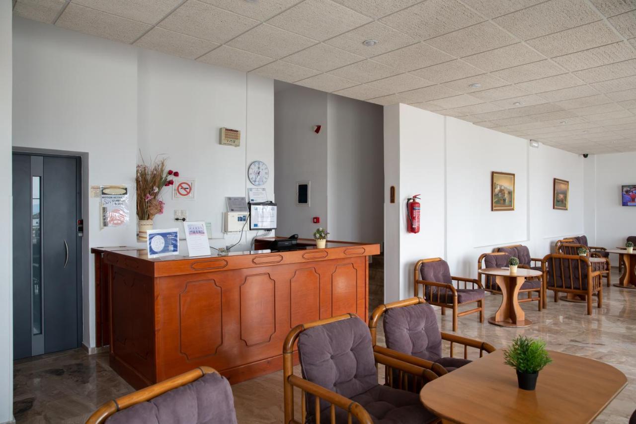 Sea Breeze Hotel Masztihári Kültér fotó