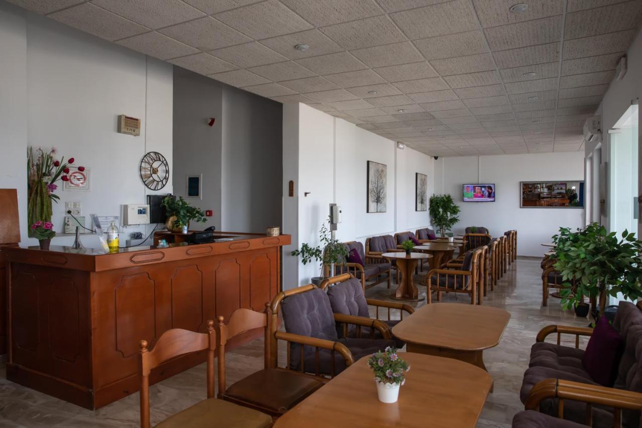 Sea Breeze Hotel Masztihári Kültér fotó