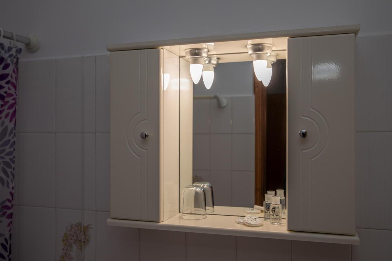 Sea Breeze Hotel Masztihári Kültér fotó