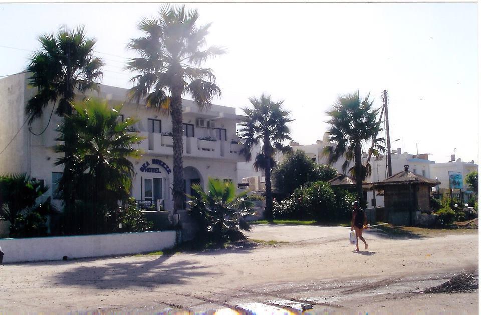 Sea Breeze Hotel Masztihári Kültér fotó