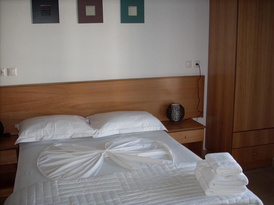 Sea Breeze Hotel Masztihári Kültér fotó