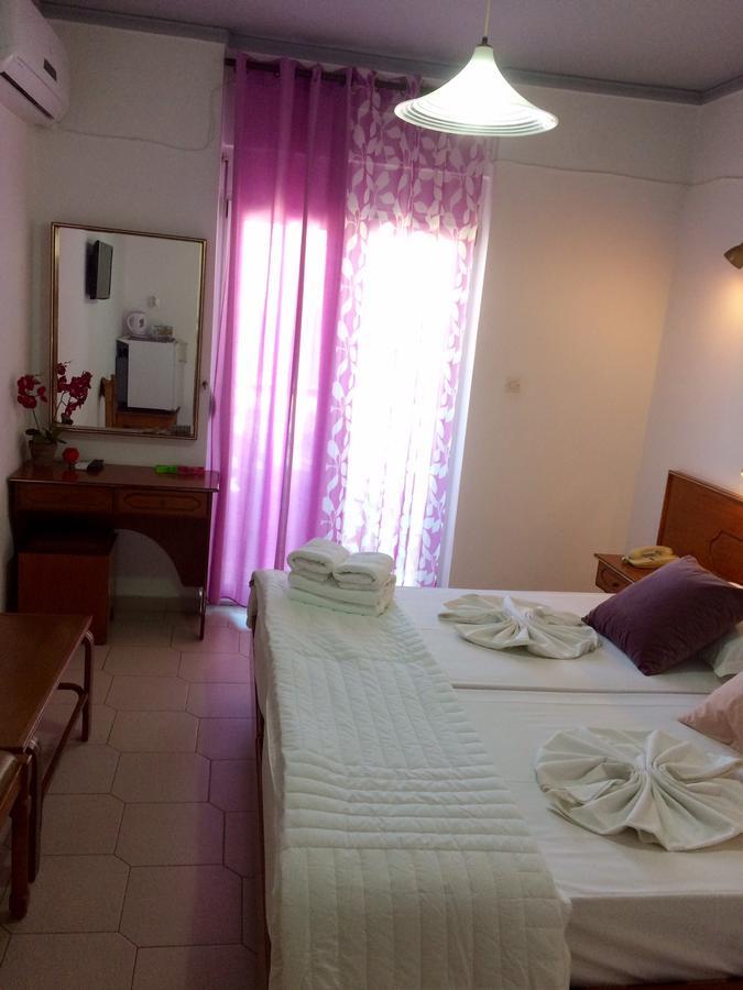 Sea Breeze Hotel Masztihári Kültér fotó
