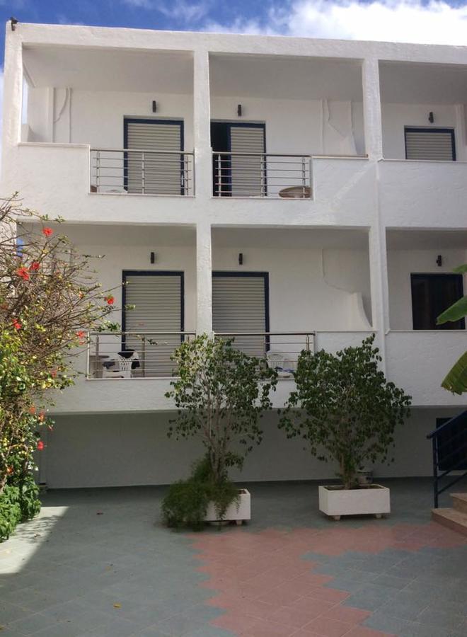Sea Breeze Hotel Masztihári Kültér fotó